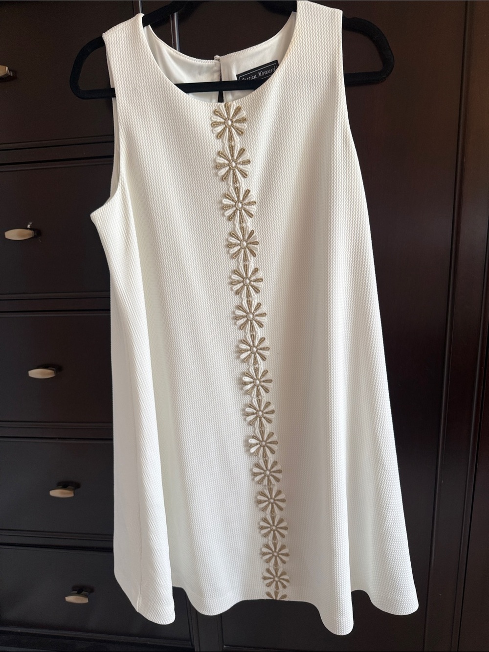 Jessica Howard White Sleeveless A-Line Dress with Gold Floral Trim